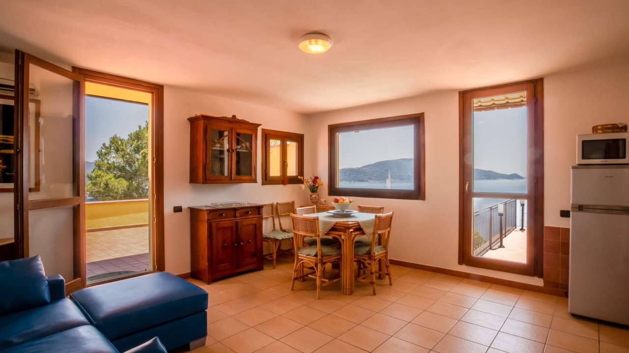 Photo of Livingroom in Lacona