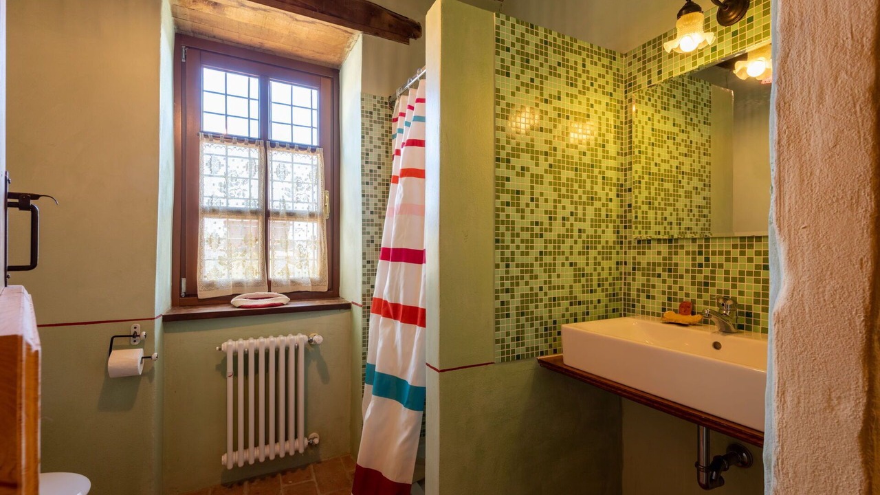 Photo of Bathroom in Cortemilia