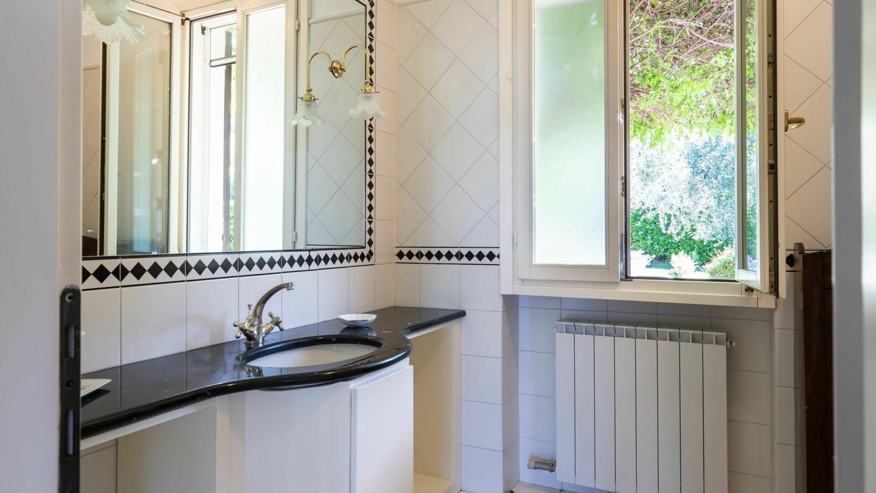 Photo of Bathroom in Monade Santa Lucia