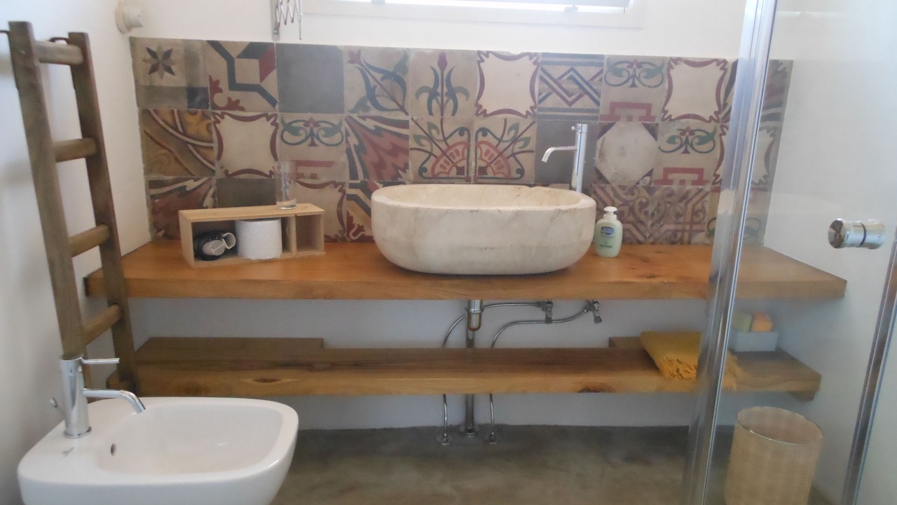 Photo of Bathroom in Maugeri