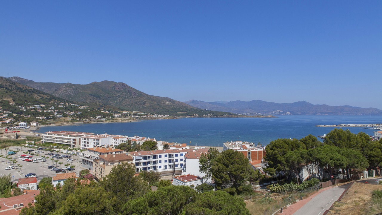 Photo of Others in Port de la Selva