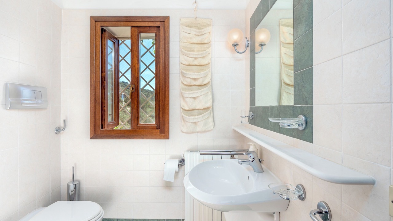 Photo of Bathroom in Tiriddo