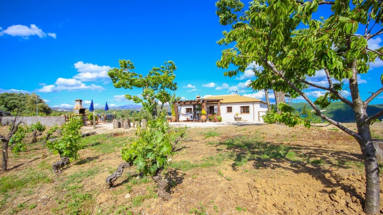 Photo of Outdoor in Farajan
