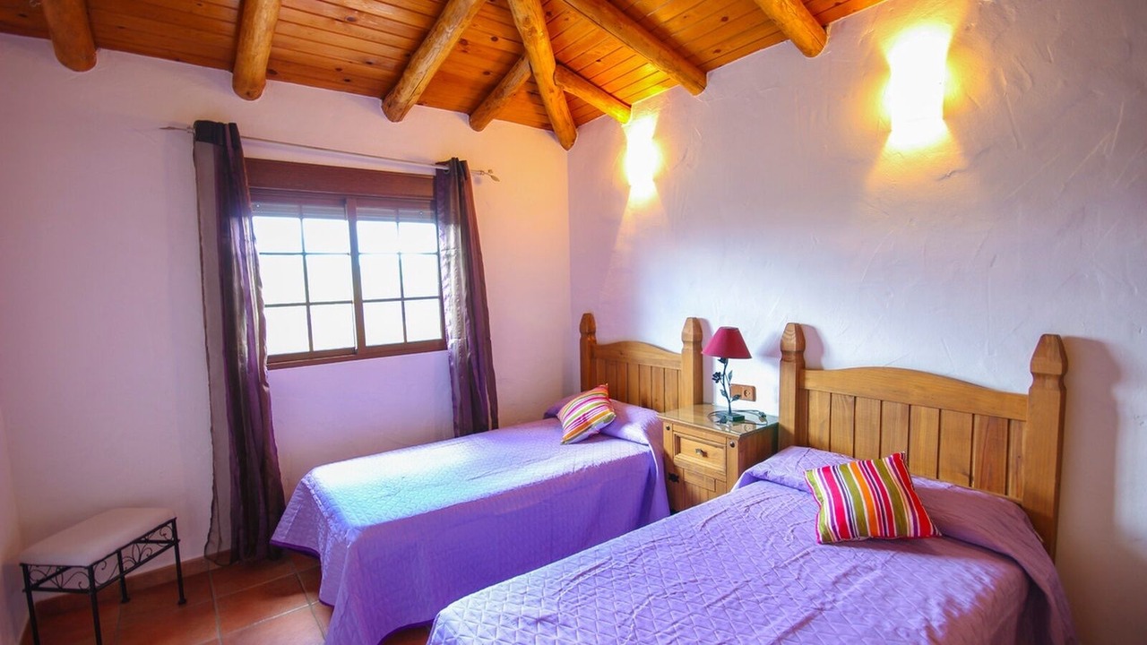 Photo of Bedroom in Farajan