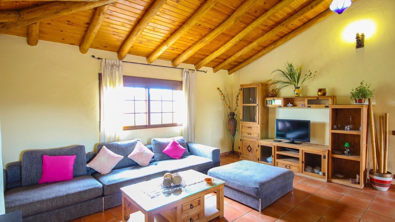 Photo of Livingroom in Farajan