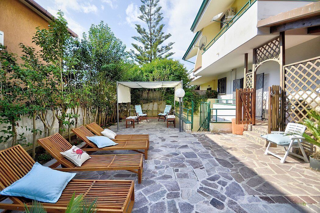Photo of Patio Balcony in Laura