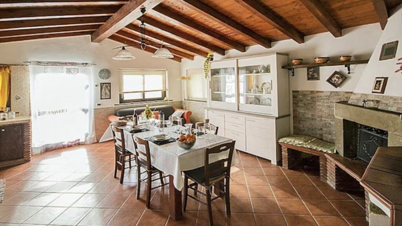 Photo of Livingroom in Mitogio