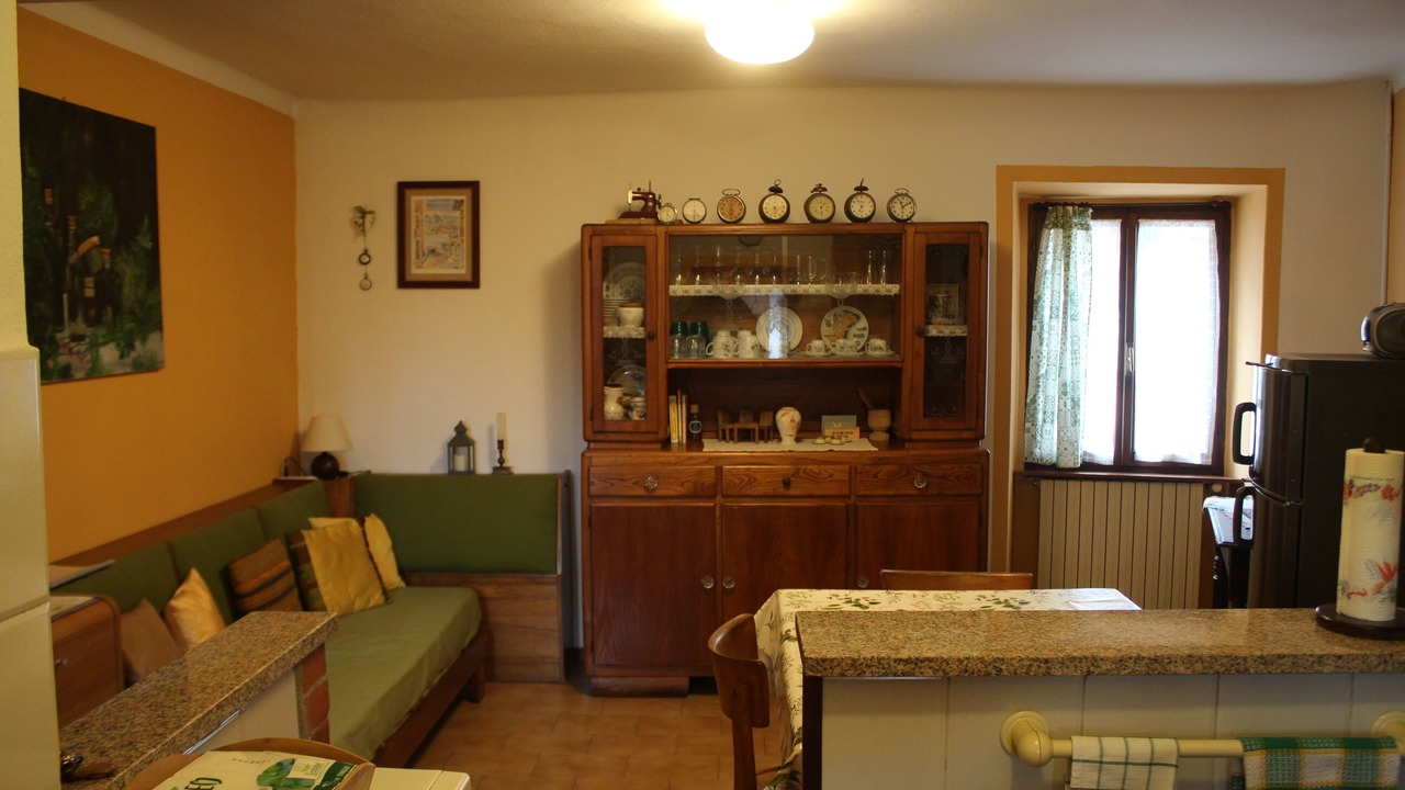 Photo of Others in Cesara