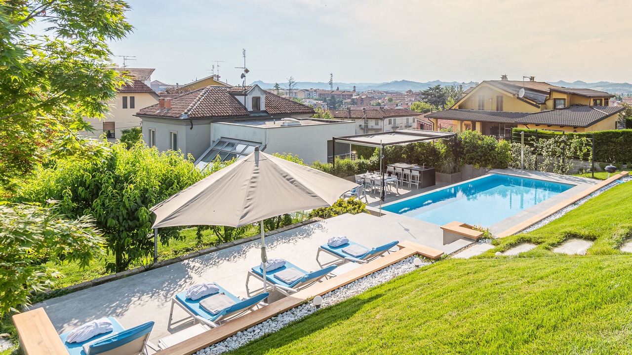 Photo of Outdoor in Alba