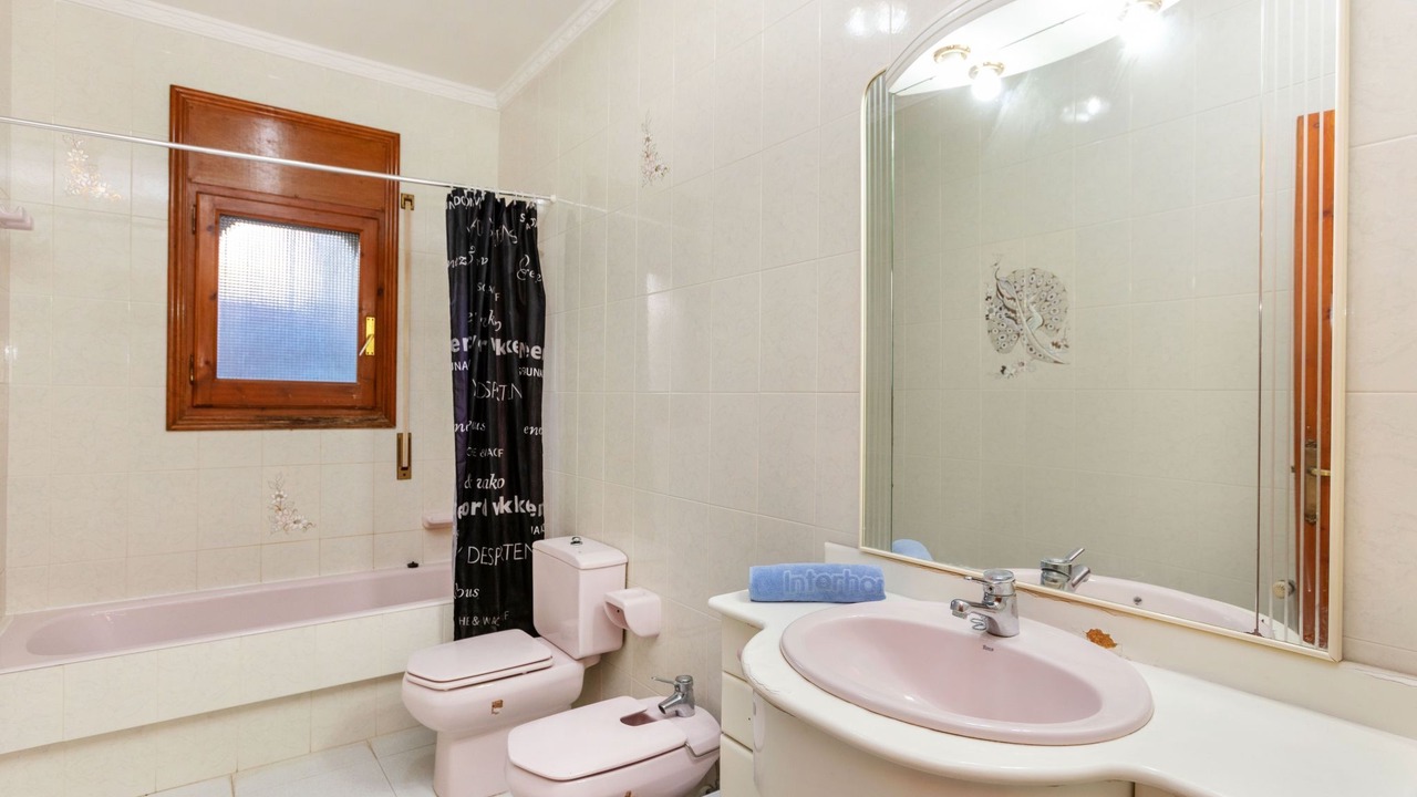 Photo of Bathroom in Miami Platja