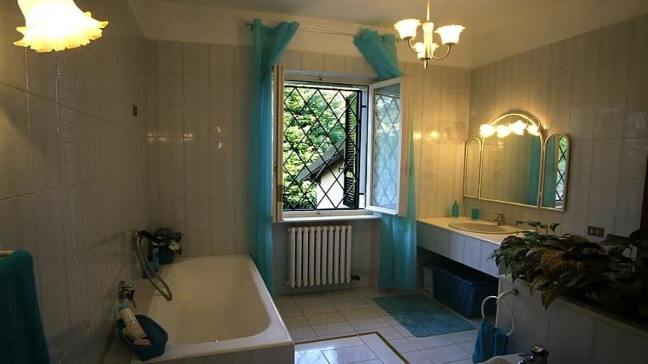 Photo of Bathroom in Corniola