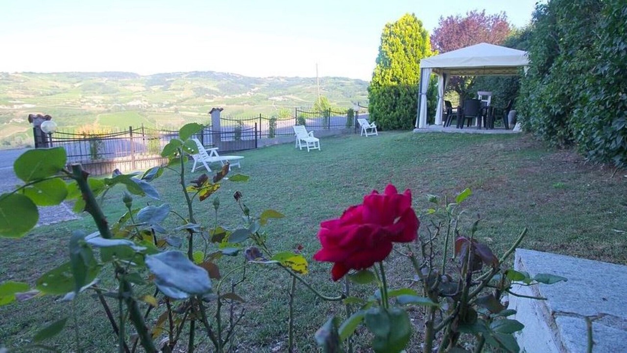 Photo of Outdoor in Corniola
