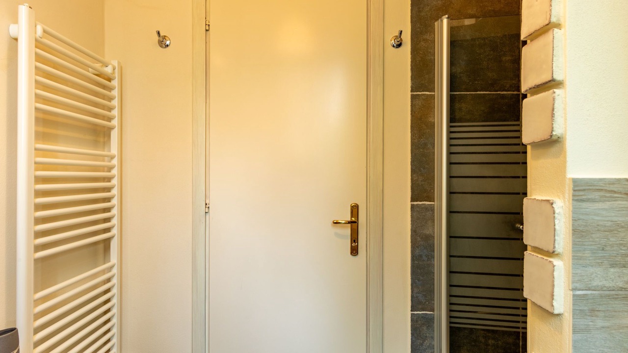 Photo of Bathroom in Invorio