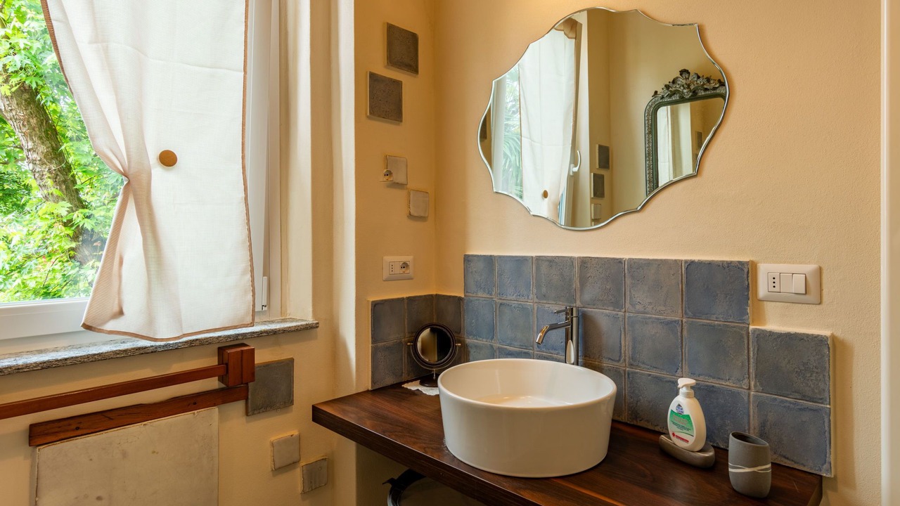 Photo of Bathroom in Invorio