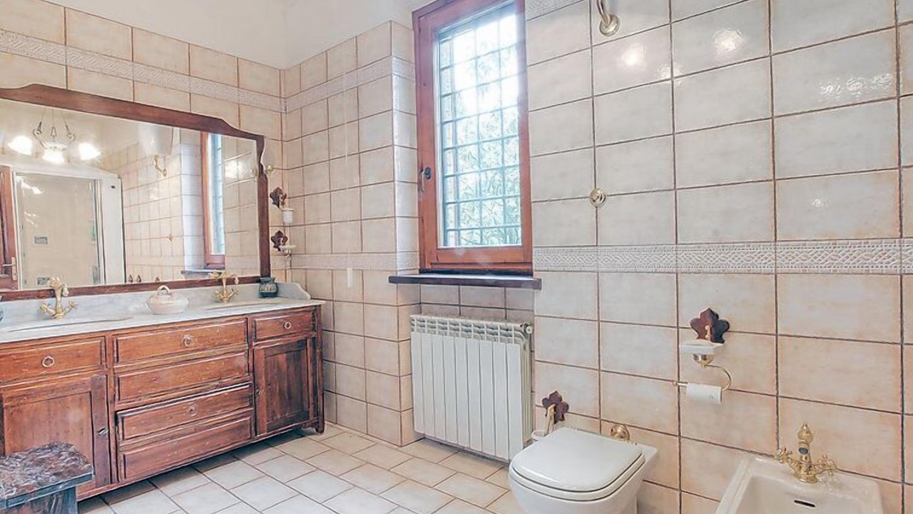 Photo of Bathroom in Massa Martana