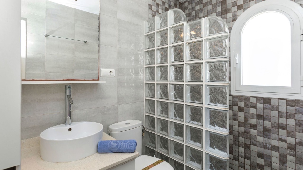 Photo of Bathroom in Miami Platja