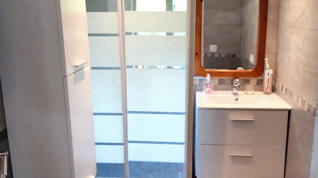 Photo of Bathroom in Iraneta