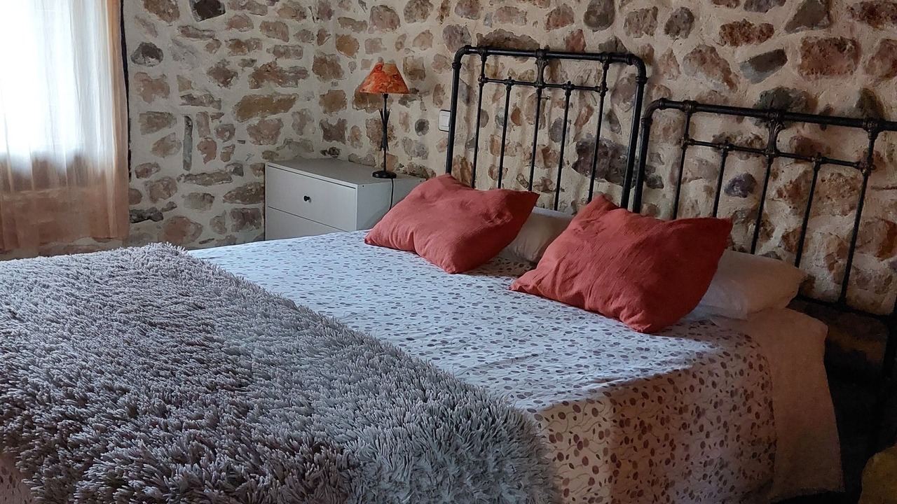 Photo of Bedroom in Roscales de la Pena