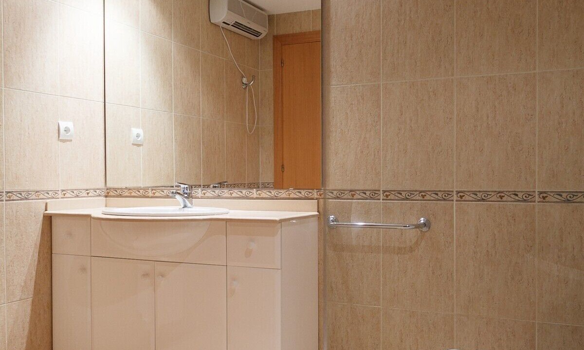 Photo of Bathroom in L'Hospitalet de l'Infant