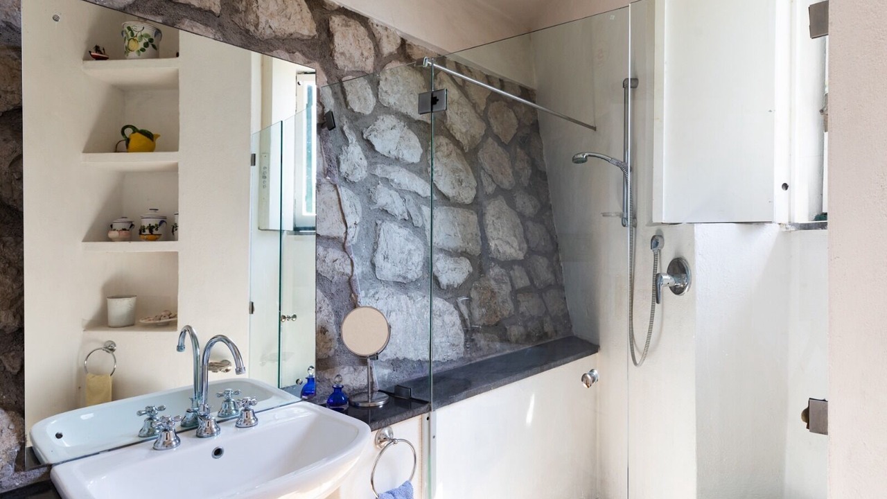 Photo of Bathroom in Pogerola