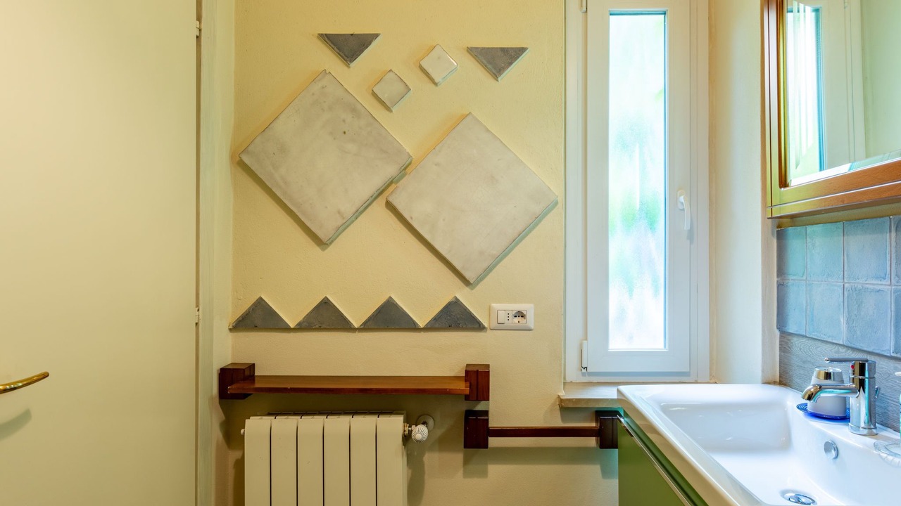 Photo of Bathroom in Invorio