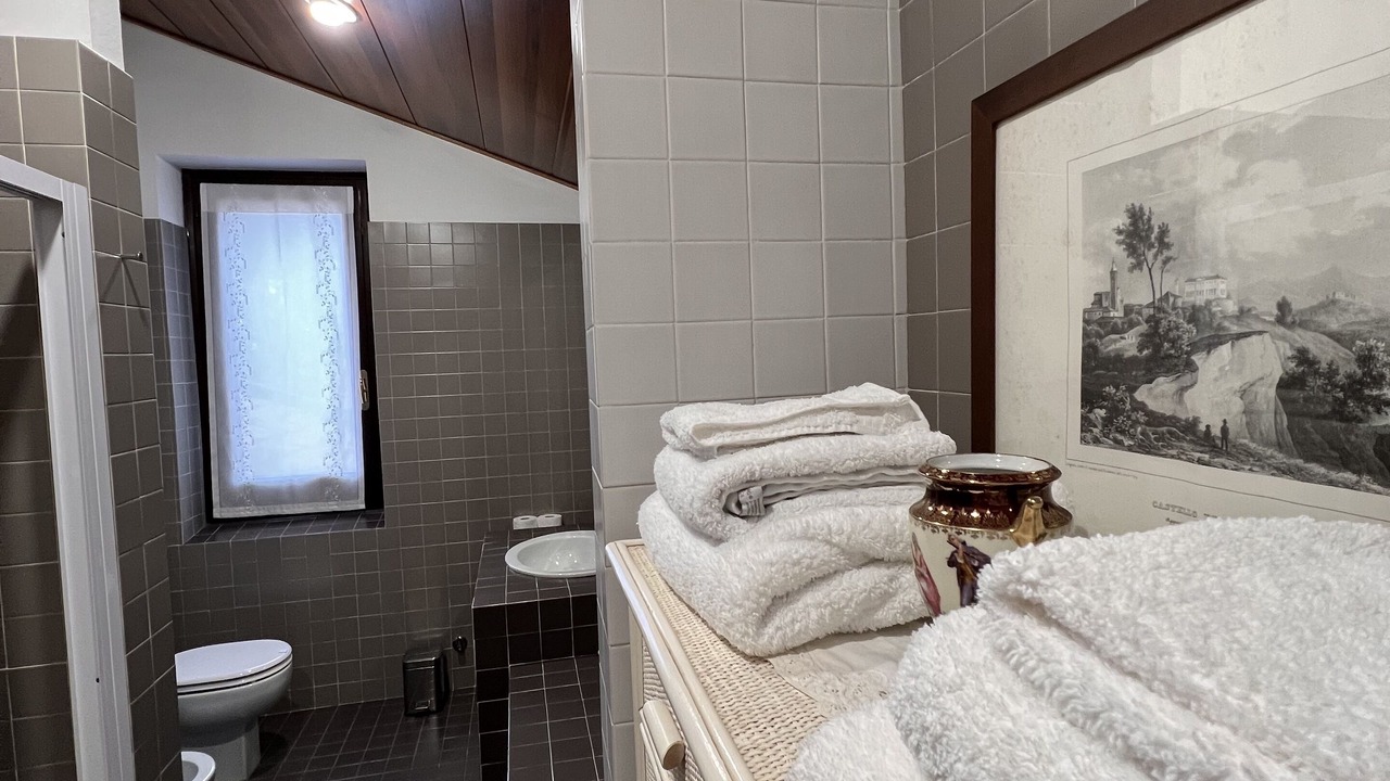 Photo of Bathroom in Lequio Berria