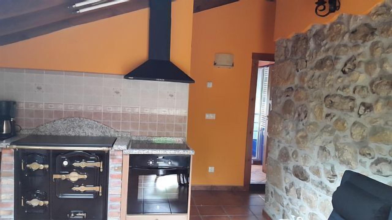 Photo of Kitchen in Santianes de Ola