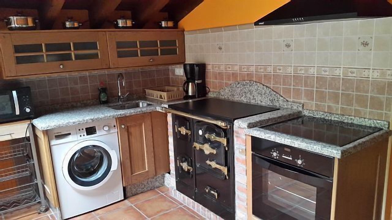 Photo of Kitchen in Santianes de Ola