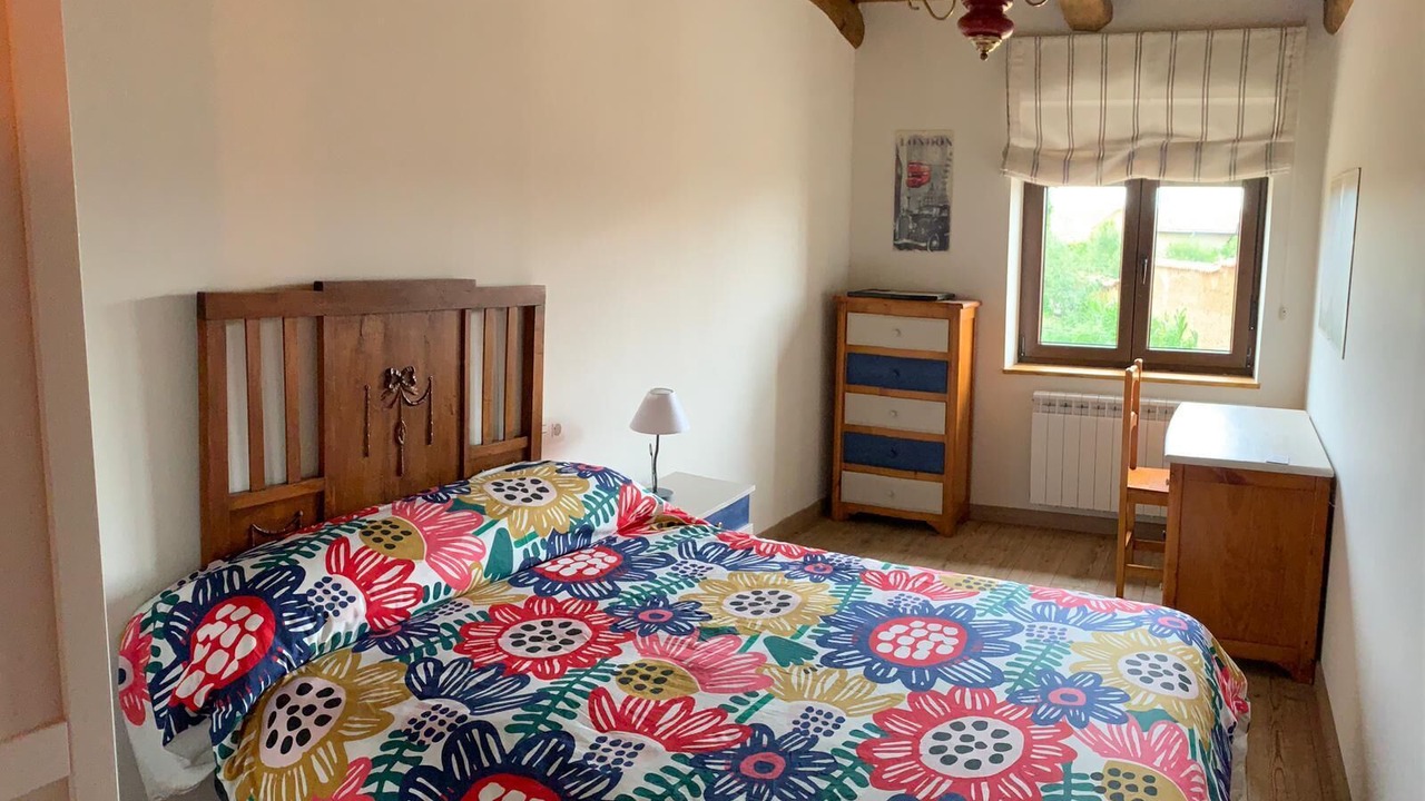 Photo of Bedroom in Villaturiel