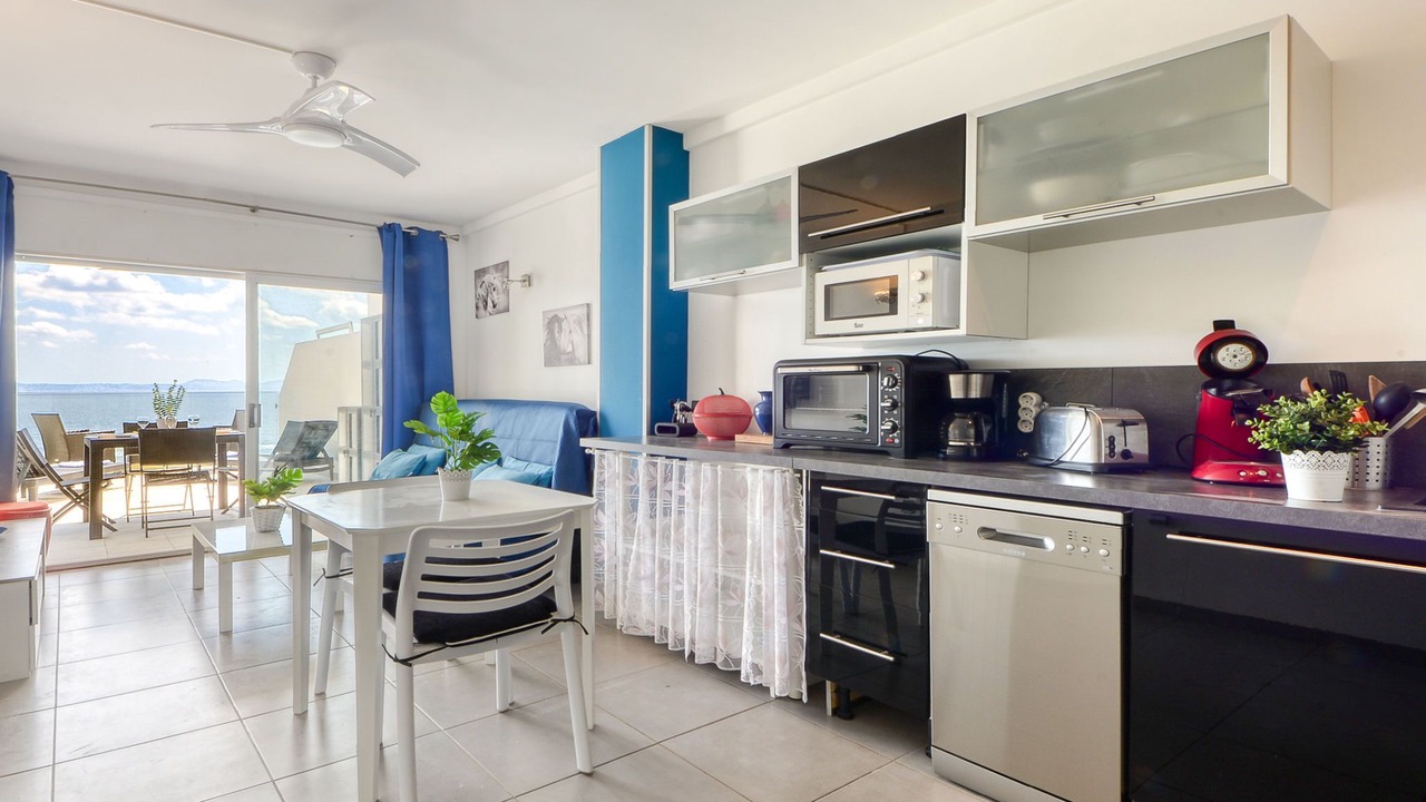 Photo of Bedroom in Almadraba-Canyelles