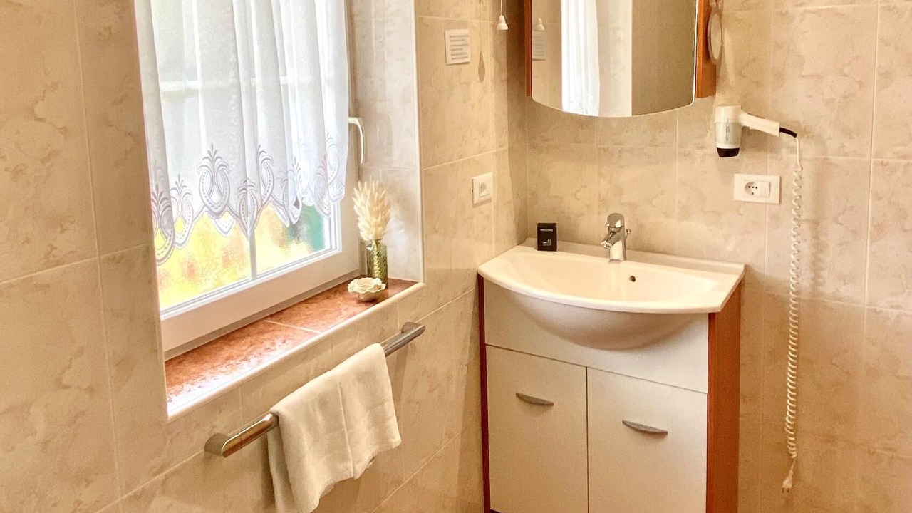 Photo of Bathroom in Bulla