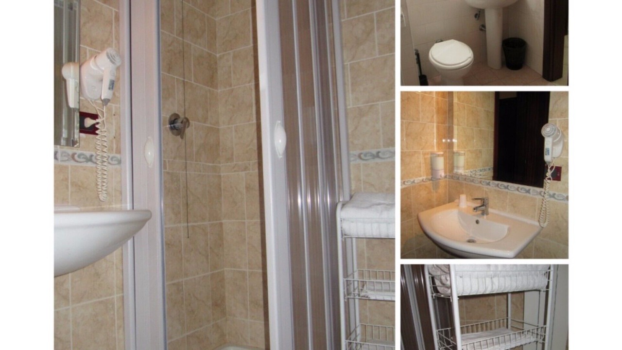 Photo of Bathroom in Ospedaletto D'Alpinolo
