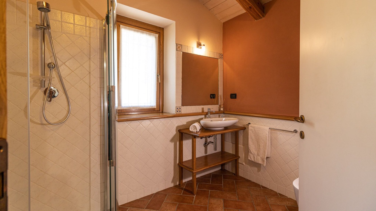 Photo of Bathroom in Barge