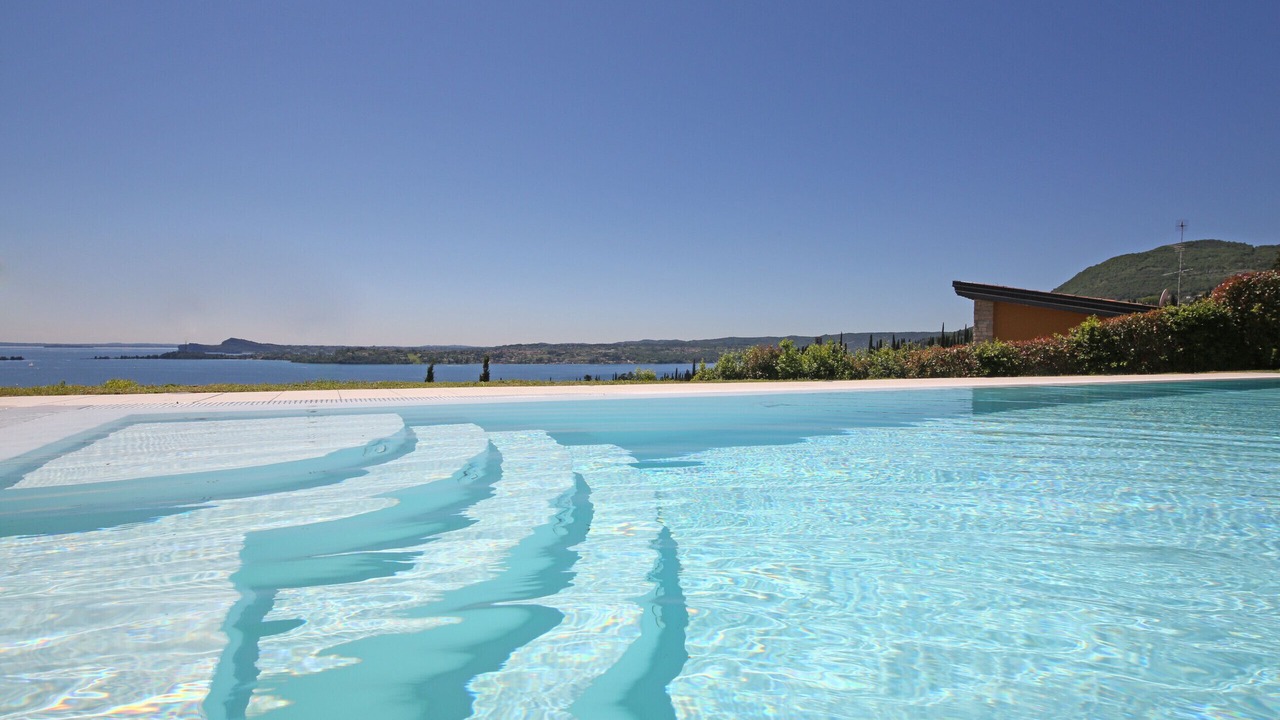 Photo of Others in Gardone Riviera