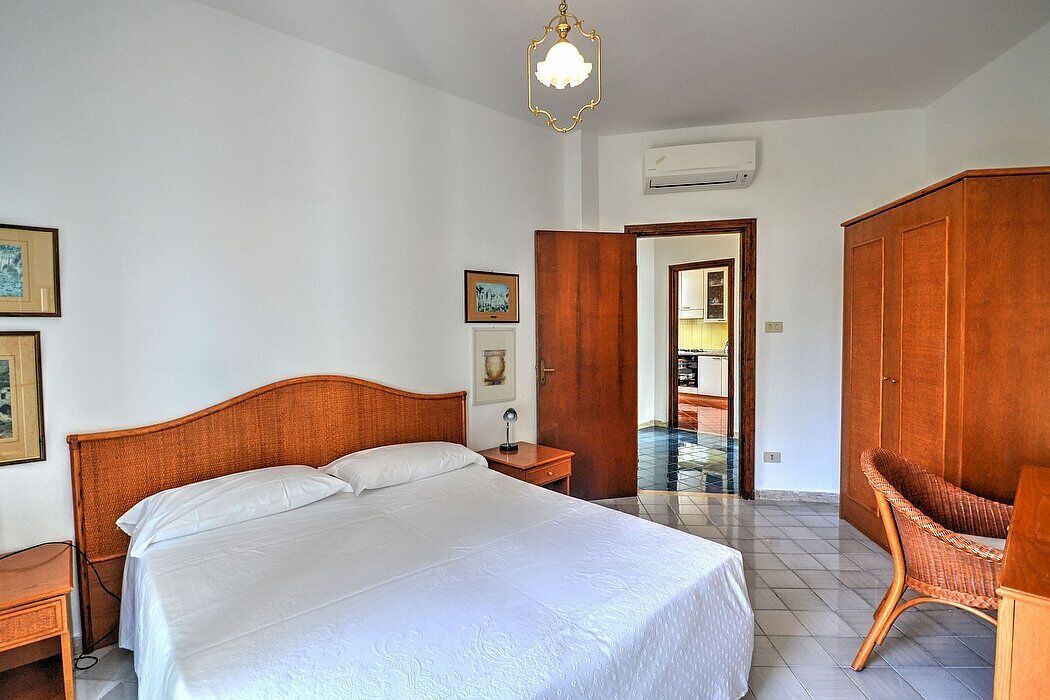 Photo of Bedroom in Pogerola