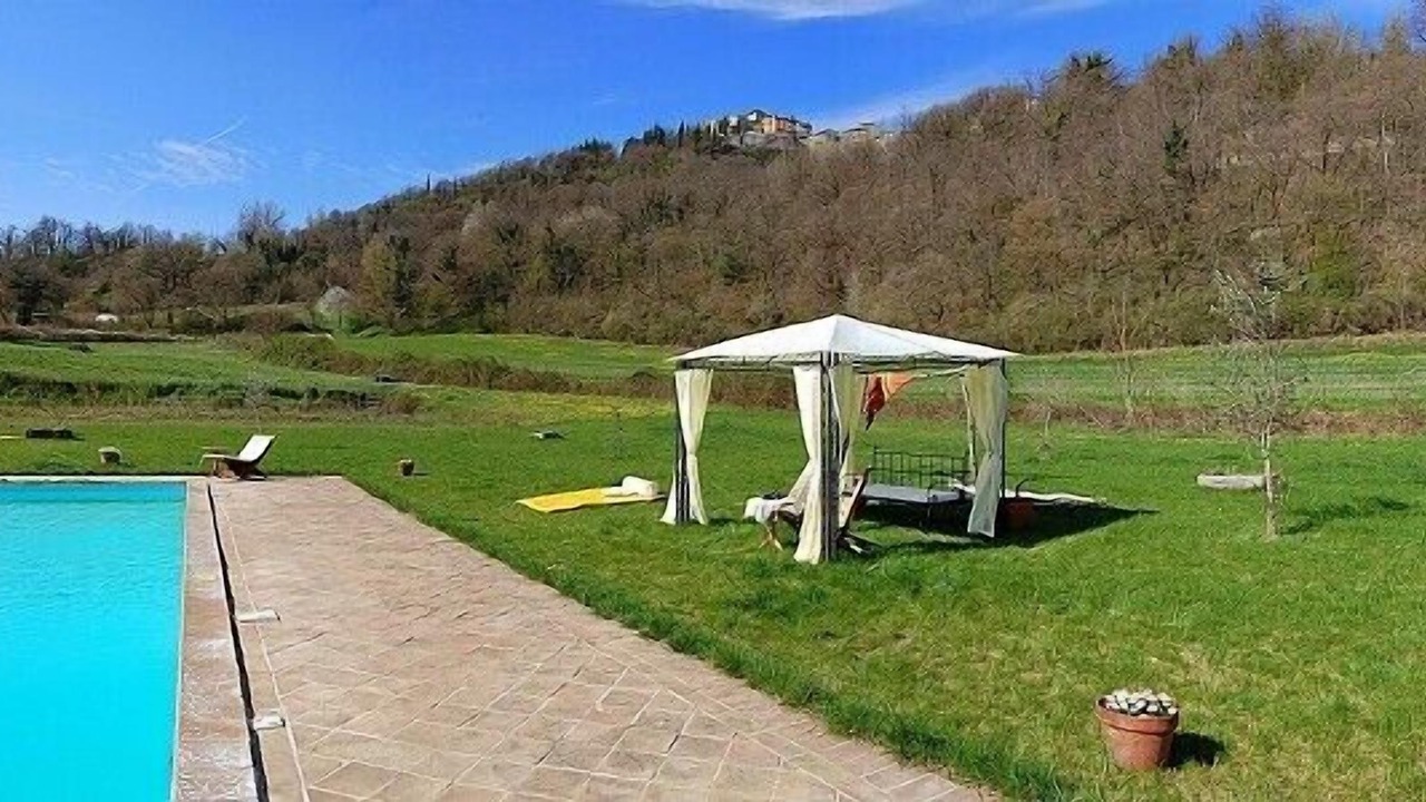 Photo of Outdoor in Montone