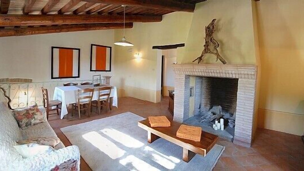 Photo of Livingroom in Montone