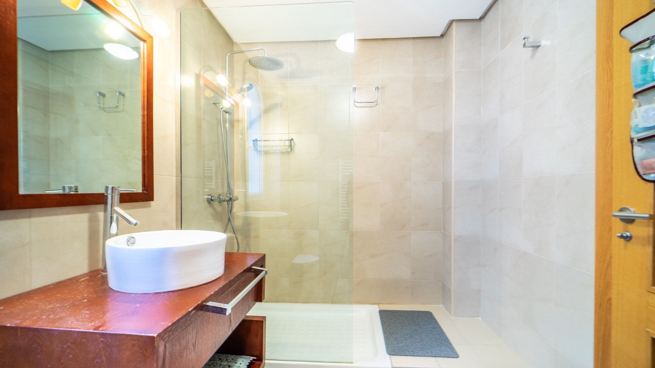 Photo of Bathroom in Roldan