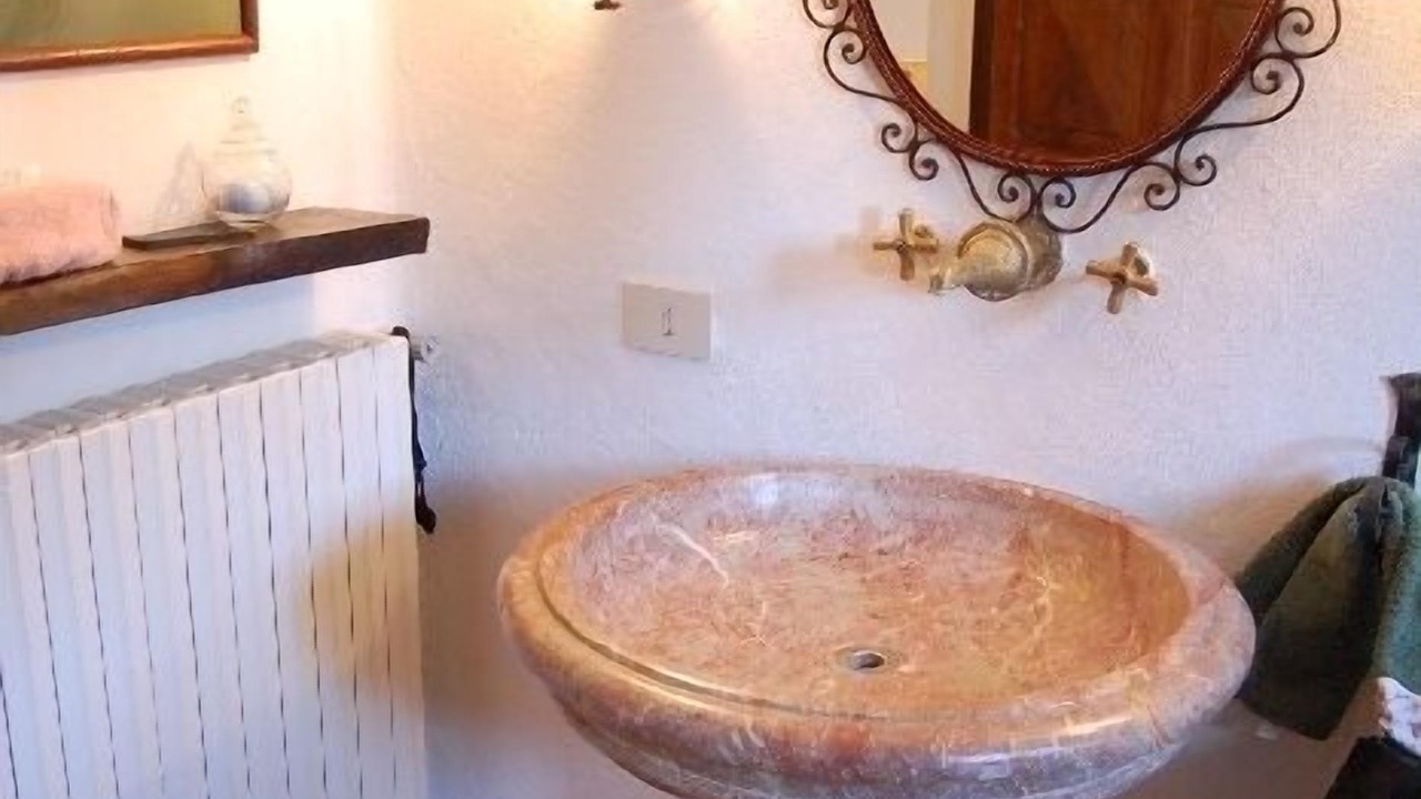 Photo of Bathroom in Lesa