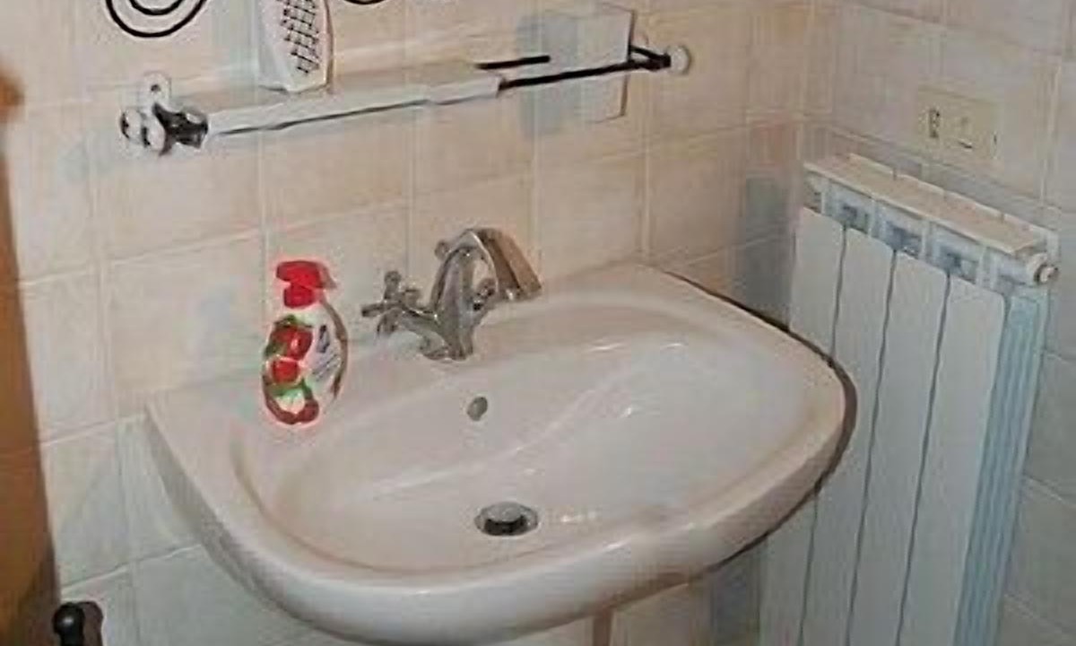 Photo of Bathroom in Todi