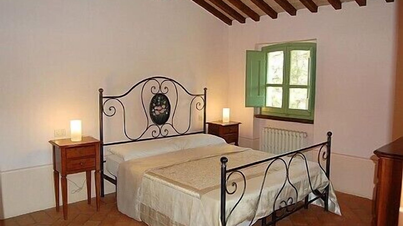 Photo of Bedroom in Montone