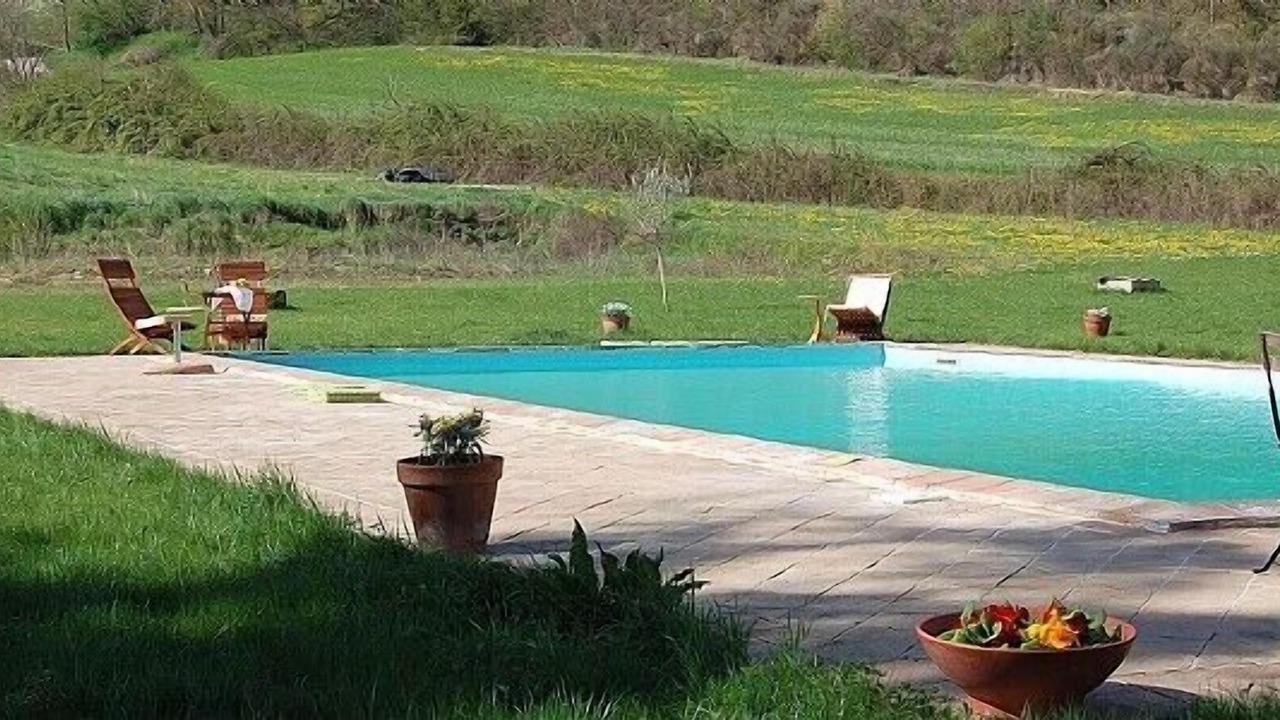 Photo of Outdoor in Montone