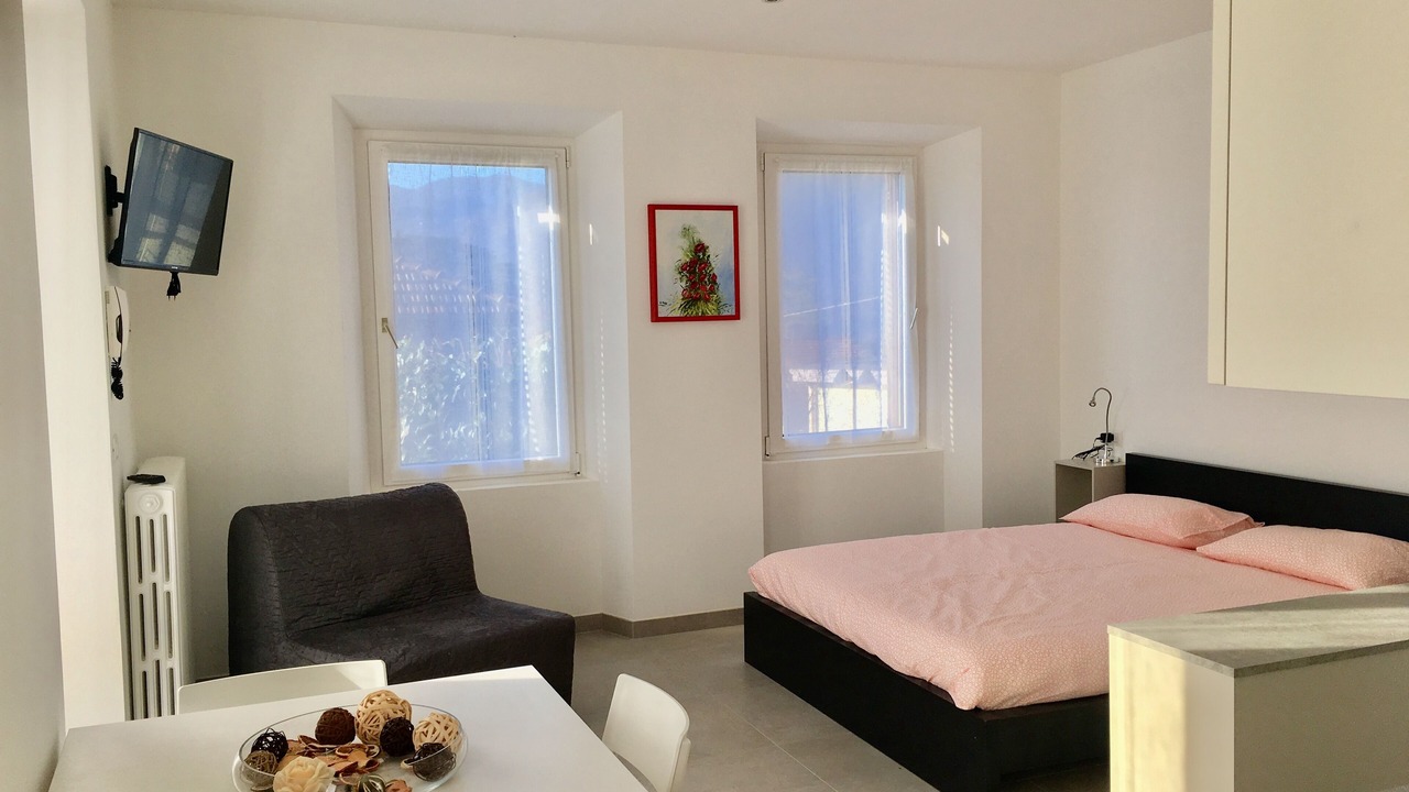 Photo of Bedroom in Pettenasco
