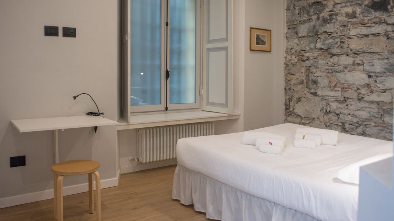 Photo of Bedroom in Cernobbio