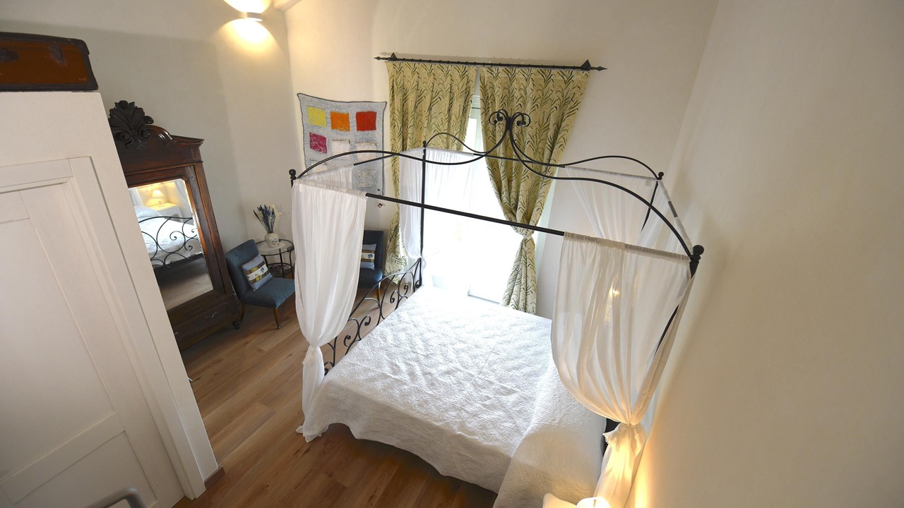 Photo of Bedroom in Montaldo Roero
