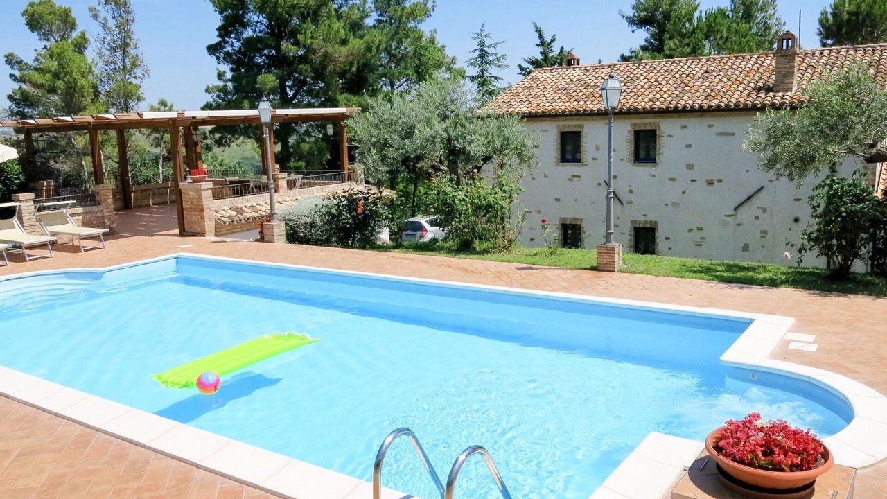 Photo of Outdoor in Penne