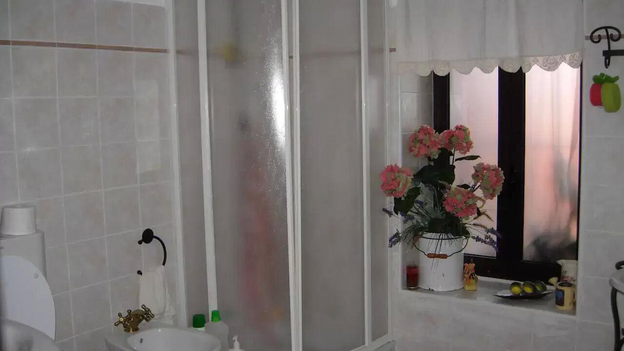 Photo of Bathroom in Conio