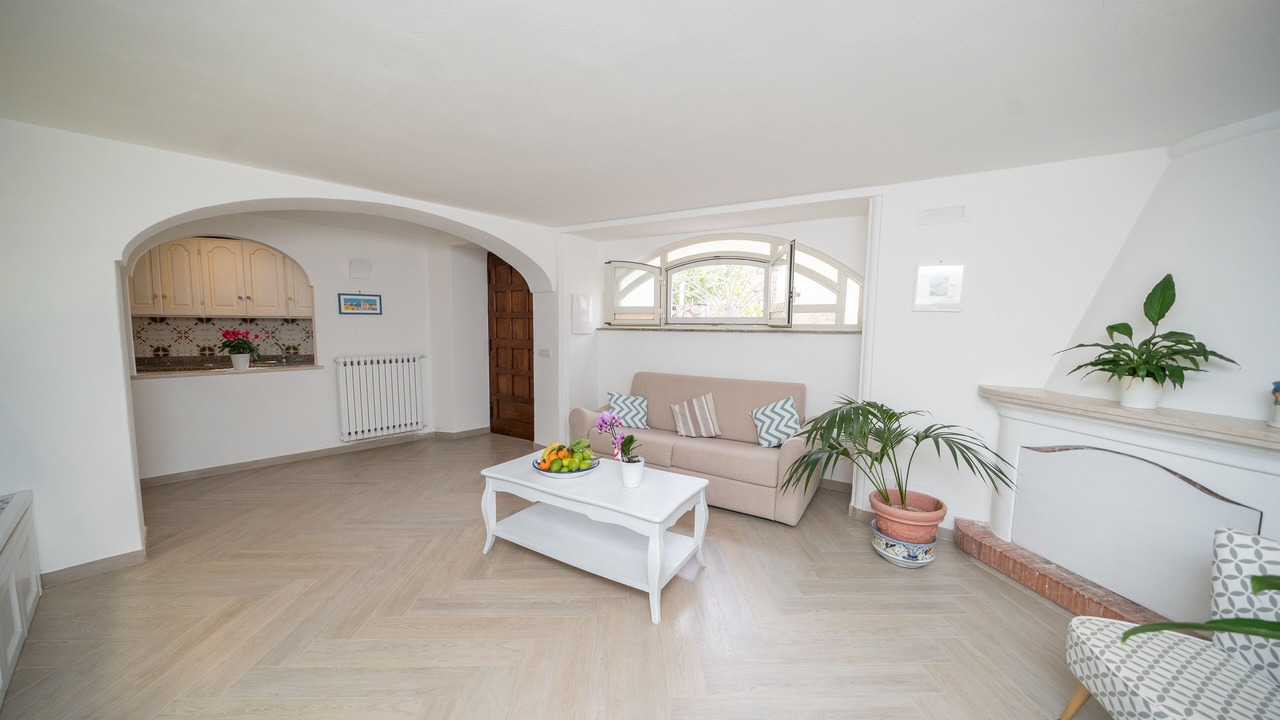 Photo of Livingroom in Montepertuso