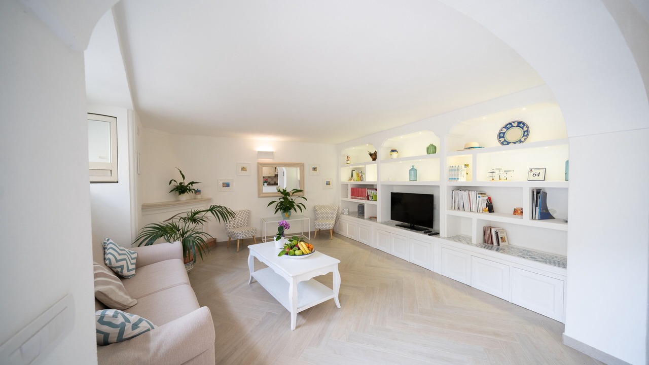 Photo of Livingroom in Montepertuso