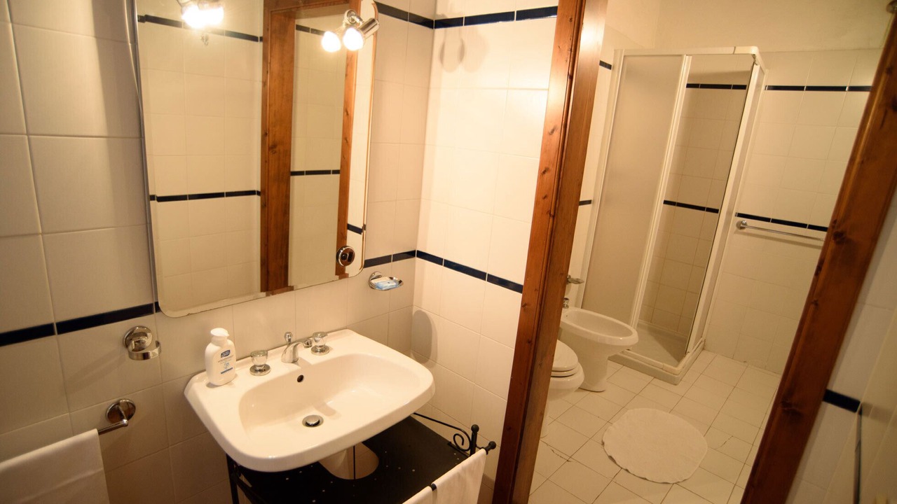 Photo of Bathroom in Santo